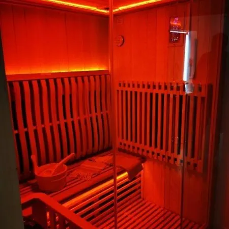 Privatif Sauna Jaccuzi Pensión *