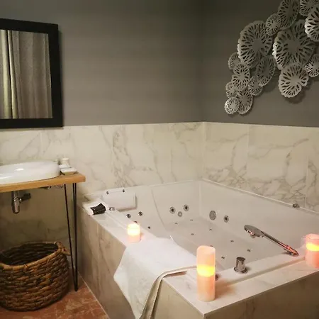Гостевой дом Privatif Sauna Jaccuzi *
