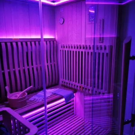 Гостевой дом Privatif Sauna Jaccuzi *
